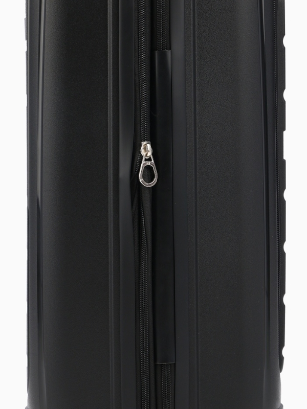 Чемодан 20", PP, 38*22*56, отд на молнии, отд/ноут, код замок, 4 колеса, черный