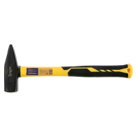 Молоток слесарный ТУНДРА ПРОФИ, квадратный боек, фиберглассовая 3К рукоятка, 800 г Молоток слесарный ТУНДРА ПРОФИ, квадратный боек, фиберглассовая 3К рукоятка, 800 г