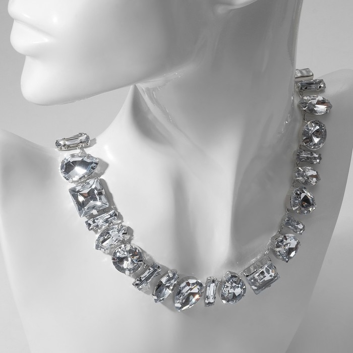 Колье &laquo;Драгоценность&raquo; геометрия, цвет белый в серебре, 32 см