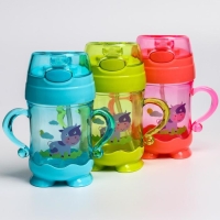 Поильник детский с силиконовой трубочкой, 220 мл., с ручками, цвета МИКС