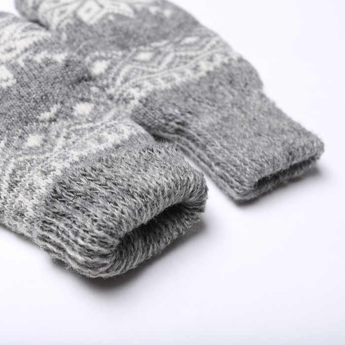 Новый год. Варежки женские шерстяные &laquo;Снежинка&raquo;, цвет серый, размер 20-22