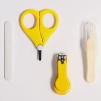 Набор по уходу за ребенком, 4 предмета, цвет желтый