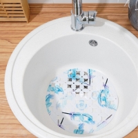 Коврик в раковину Доляна &laquo;Пёрышки&raquo;, 29&times;29 см