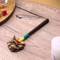 Сувенирный музыкальный инструмент "Маракас" махагон, орехи кемири, 20х12х3 см Сувенирный музыкальный инструмент "Маракас" махагон, орехи кемири, 20х12х3 см