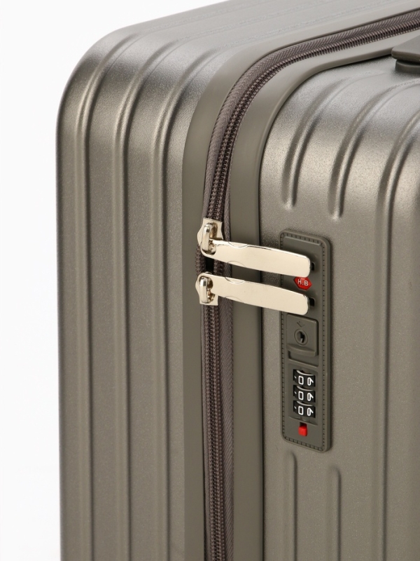 Чемодан 20", PС, 34*22*56, отд на молнии, код замок, 4 колеса, т. серый