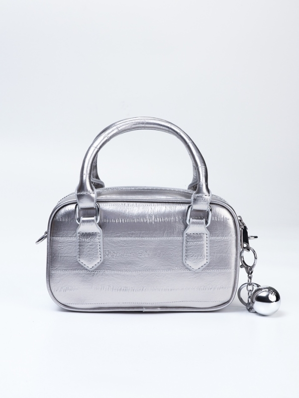 Сумка женская, 20*9*12, отд на молнии, длин ремень, серебро