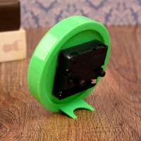 Часы - будильник настольные "Классика", дискретный ход, 9 х 9 см