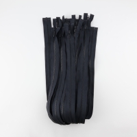 Молния «Трактор», №5, разъёмная, замок автомат, 80 см, цвет чёрно-синий, цена за 1 штуку Молния «Трактор», №5, разъёмная, замок автомат, 80 см, цвет чёрно-синий, цена за 1 штуку