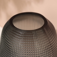 Ваза для цветов &laquo;Крокус&raquo; из прозрачного черного стекла 25 х 16 х 16 см