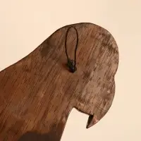 Настенное панно "Попугай на ветке" 50х18х2 см