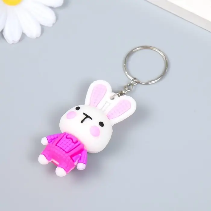 Брелок резина "Зайчик в комбинезоне" МИКС 3х1,7х6 см