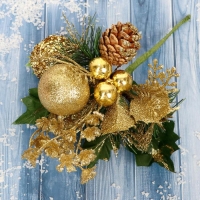 Декор "Зимние мечты" шиповник в бисере, 18 см, золото Декор "Зимние мечты" шиповник в бисере, 18 см, золото