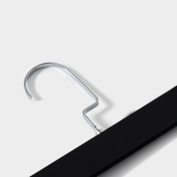 Вешалка для брюк и юбок с зажимами, 30&times;16,5 см, покрытие soft-touch, цвет чёрный