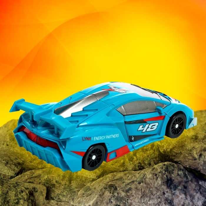 Робот &laquo;Спорткар&raquo;, трансформируется