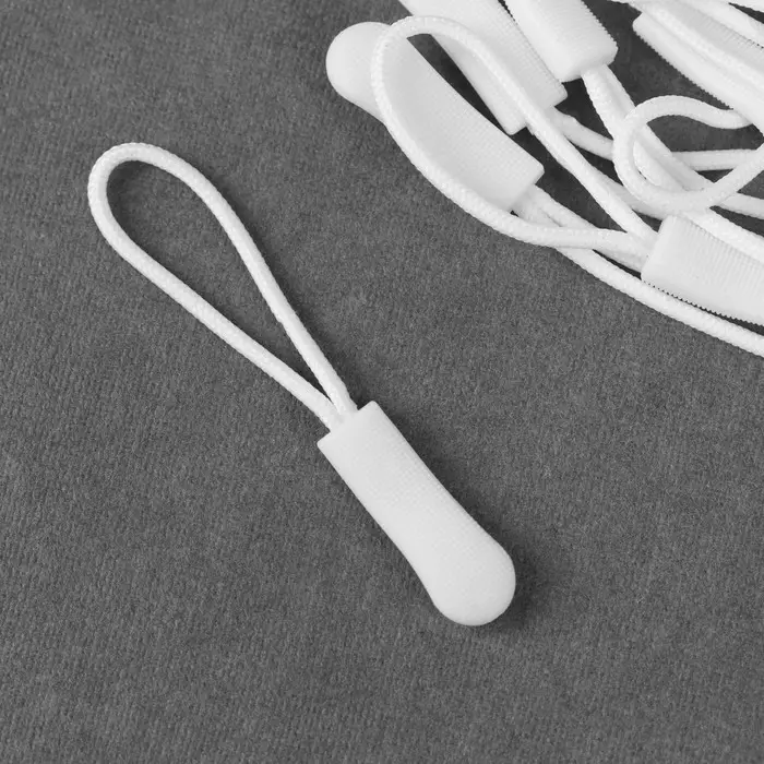Язычок - пуллер для молнии, 2.5 см, 6&times;0.8 см, 10 шт., белый