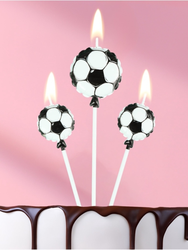 Набор свечей в торт "Футбольные мячи", 3 шт, на шпажке