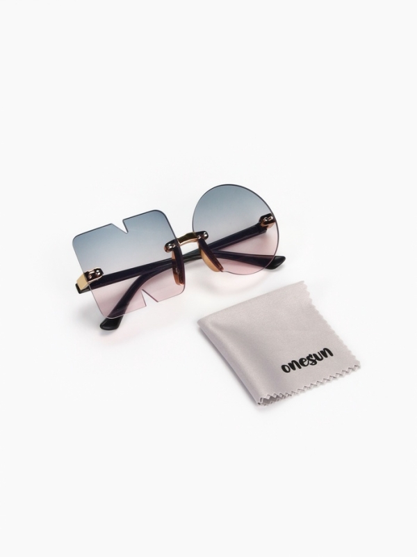 Очки солнцезащитные женские, дужка 12.2 см, ширина 12.3 см, линза 5.2 х 5.3 см