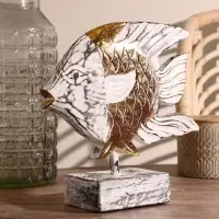 Сувенир "Золотая рыбка" дерево, на подставке 15х9х25 см