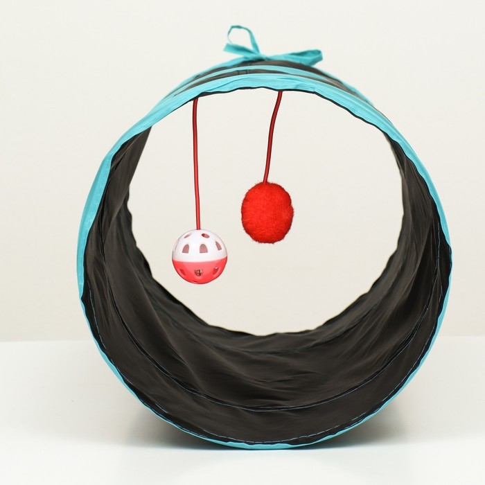 Туннель для кошек с игрушкой, 50 х 25 см, черный/голубой