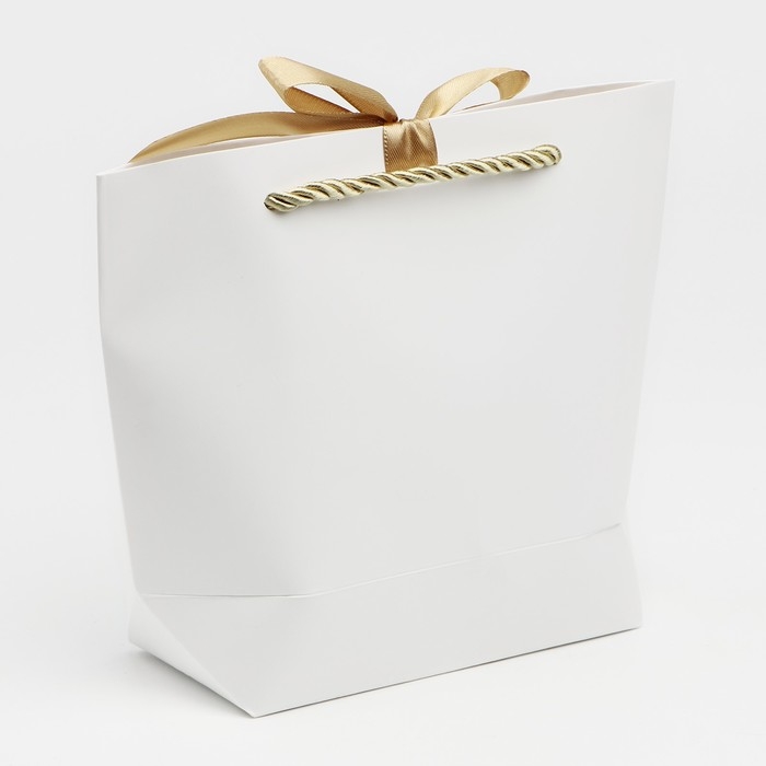 Пакет подарочный новогодний &laquo;С Новым годом&raquo;, 21 х 17 х 7 см