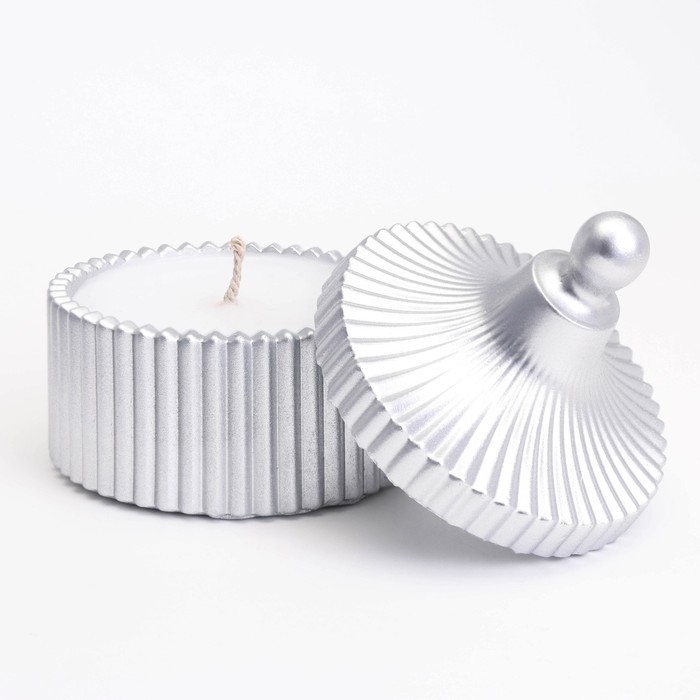 Свеча "Купол" в подсвечнике с узкими гранями из гипса с крышкой,7,5х9 см,серебро