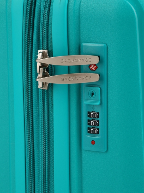 Чемодан 20", PP, 38*22*56, отд на молнии, код замок, 4 колеса, зеленый