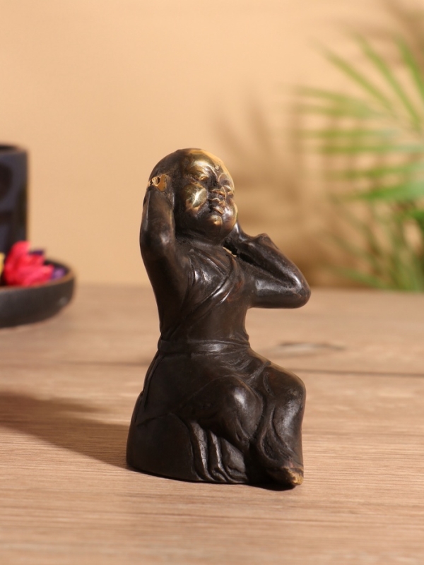 Сувенир бронза "Монах" 7х6х10 см