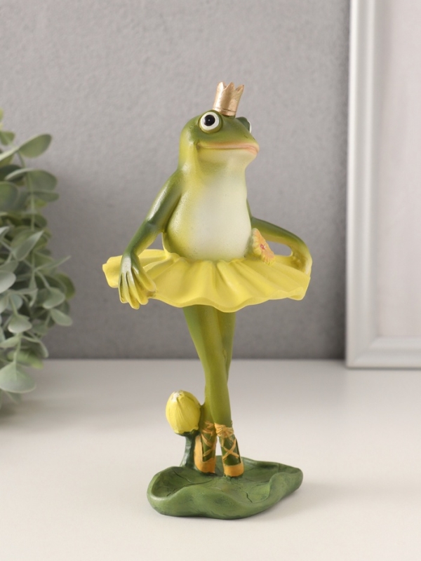 Сувенир полистоун "Лягушка-царевна в жёлтой пачке балерины" 10,5х9х19 см