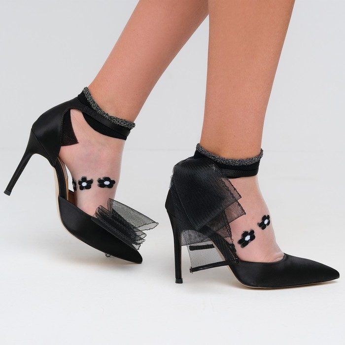 Носки женские стеклянные MINAKU &laquo;Цветы&raquo;, цвет чёрный, р-р 36-37 (23 см)