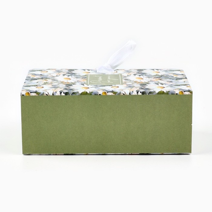 Складная коробка-книга &laquo;Ромашки&raquo;, 12 х 8 х 4.5 см