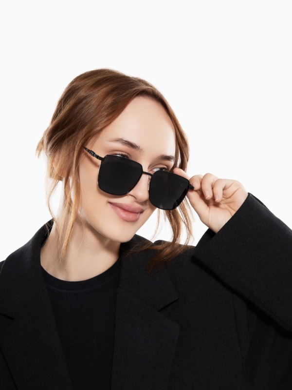 Очки солнцезащитные поляризационные, дужка 14.3 см, ширина 13 см, линза 5 х 5.7 см Очки солнцезащитные поляризационные, дужка 14.3 см, ширина 13 см, линза 5 х 5.7 см