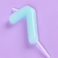 Свеча в торт &laquo;Цифра 7&raquo;, светящаяся голубая, 9 см