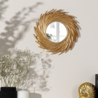 Зеркало настенное &laquo;Солнышко&raquo;, d зеркальной поверхности 11 см, цвет золотистый