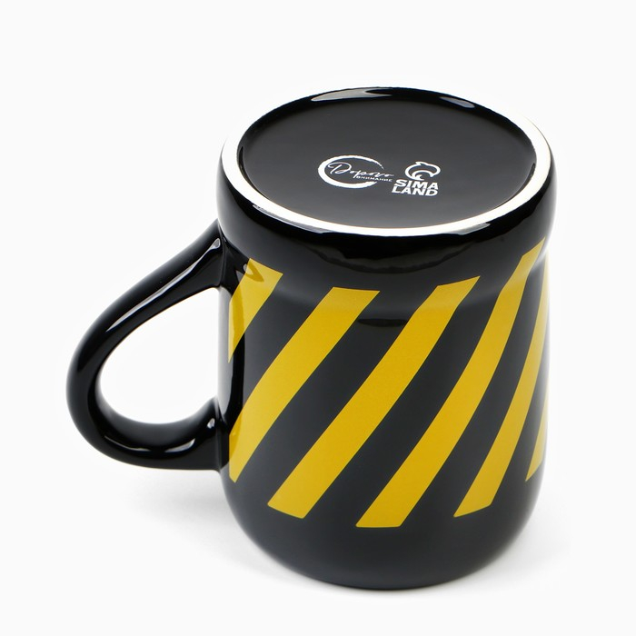 Кружка керамическая пивная &laquo;Крайняя необходимость&raquo;, 600 мл, цвет чёрный