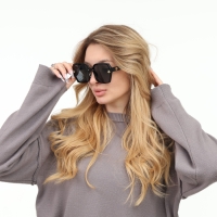 Очки солнцезащитные "OneSun", uv 400, дужка 13.5 см, ширина 14 см, линза 5.1 х 6.4 см Очки солнцезащитные "OneSun", uv 400, дужка 13.5 см, ширина 14 см, линза 5.1 х 6.4 см