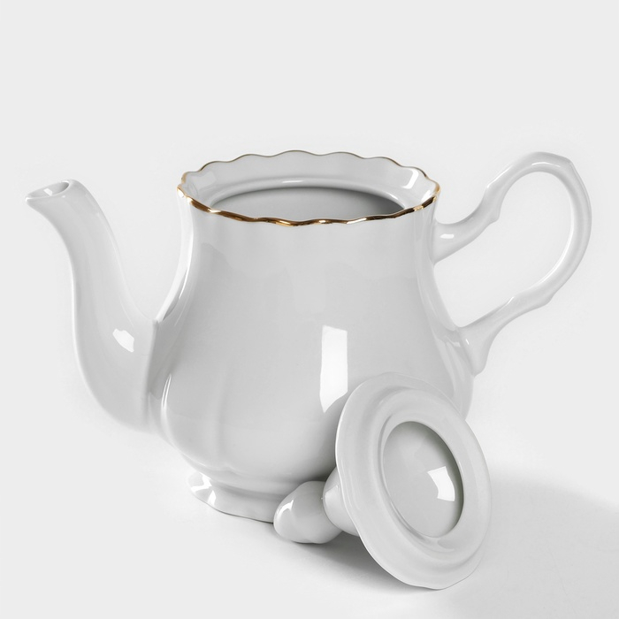 Чайник фарфоровый &laquo;Романс&raquo;, 800 мл, цвет белый