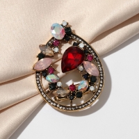 Зажим для платка &laquo;Капля&raquo; грации, цветной в чернёном золоте