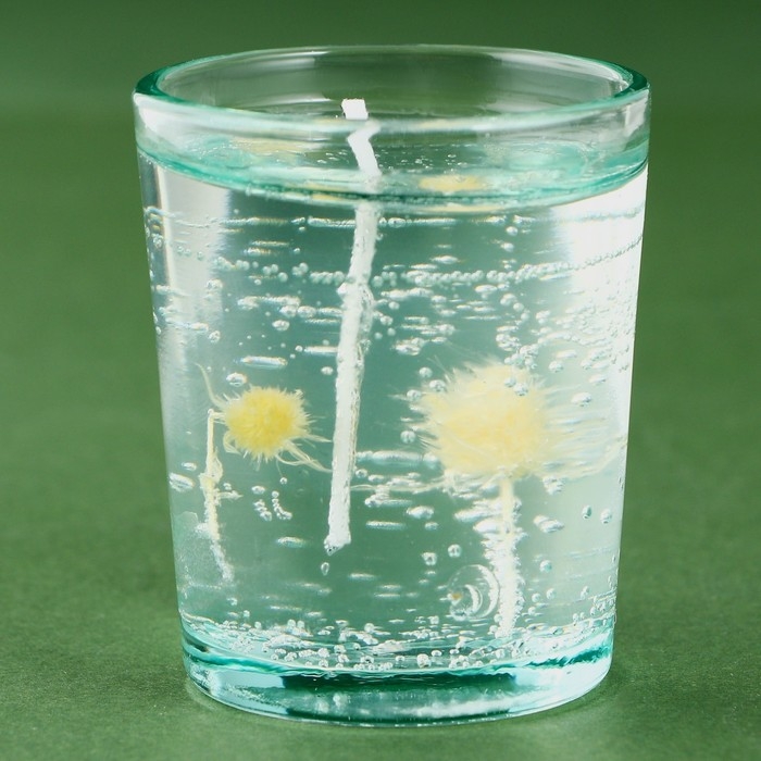 Свеча гелевая новогодняя в стакане с декором внутри &laquo;Новый год: Цветочнаяя&raquo; 5 х 5 х 6 см