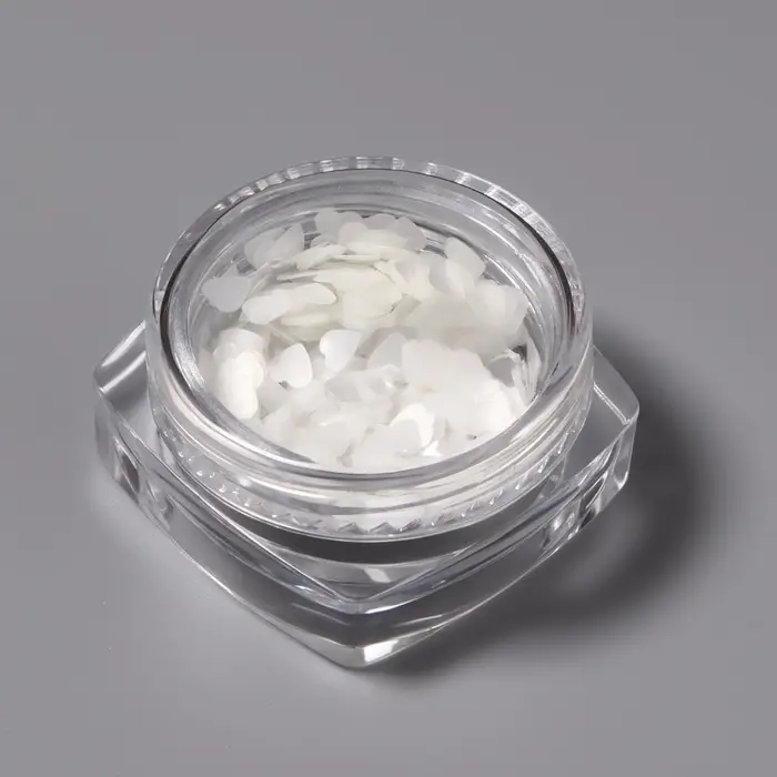 Пайетки для декора &laquo;Сердечки&raquo;, белые