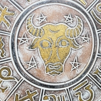 Панно резное МДФ "Телец", 30х30х2 см Панно резное МДФ "Телец", 30х30х2 см