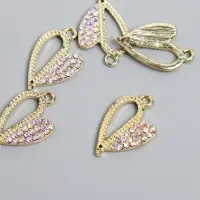 Металлический элемент, декоративная подвеска &laquo;Арт Узор. Разные половинки сердца&raquo;, стразы, золото, 1.8&times;2.5 см