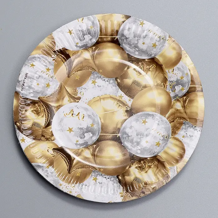 Тарелка одноразовая бумажная &laquo;Золотые шары&raquo;, 18 см