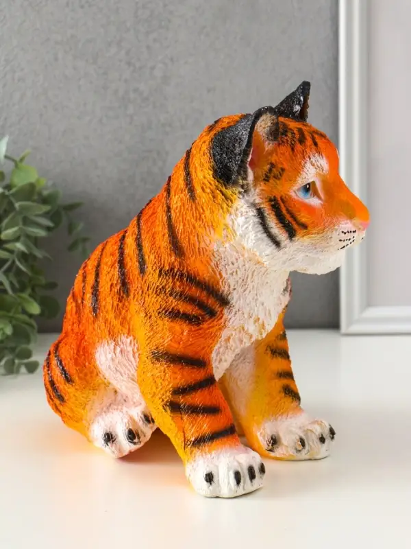 Копилка "Тигр сидячий" оранжево-коричневый 23х15,5х23 см