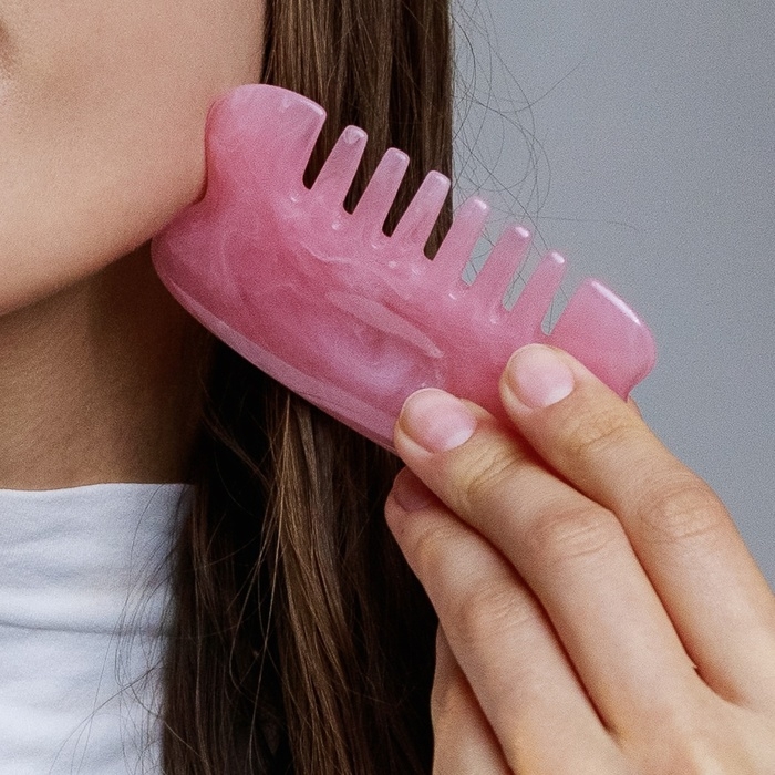 Массажёр Гуаша &laquo;Гребешок&raquo;, 8,5 &times; 5 см, цвет розовый