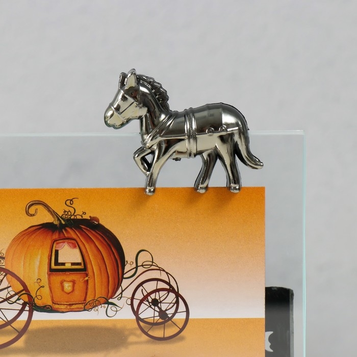 Фоторамка пластик 10х15 см Фоторамка пластик 10х15 см "Карета" 14,5х15х3,5 см