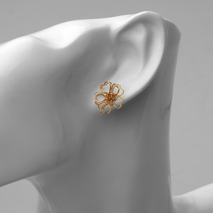 Серьги металл &laquo;Цветочек&raquo; сердце, цвет золото