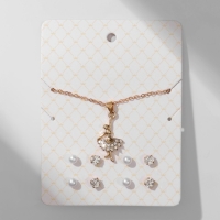 Гарнитур 5 предметов: 4 пары пусет, кулон &laquo;Балерина&raquo;, цвет белый в золоте, 43 см