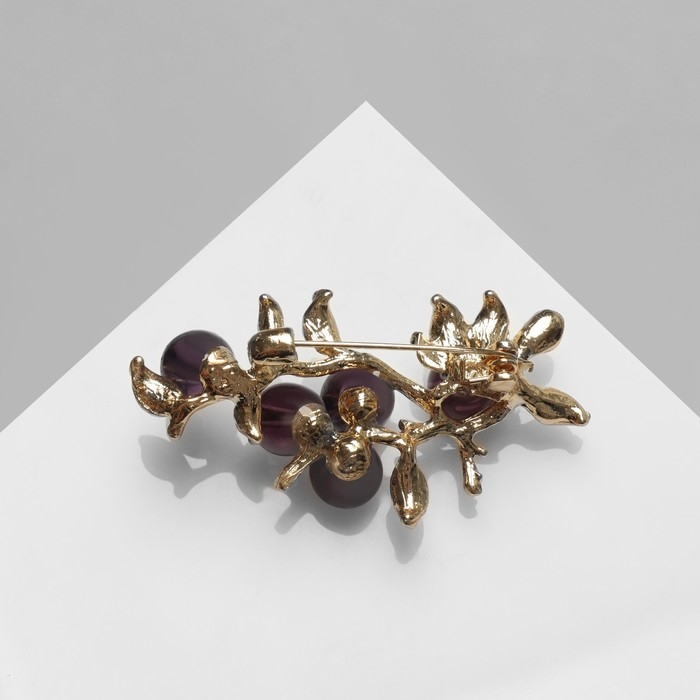 Брошь &laquo;Рябина&raquo; ягоды, цвет фиолетово-зелёный в золоте