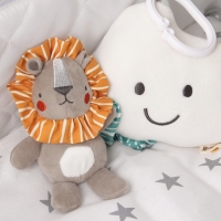 Подвеска музыкальная «Львенок Леон», с пищалкой, на кроватку, коляску, Крошка Я Подвеска музыкальная «Львенок Леон», с пищалкой, на кроватку, коляску, Крошка Я