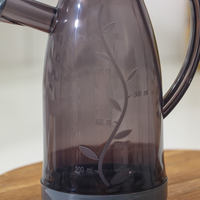 Кувшин для воды, с мерной шкалой, 700 мл, 15&times;9&times;20,5 см, цвет фиолетовый